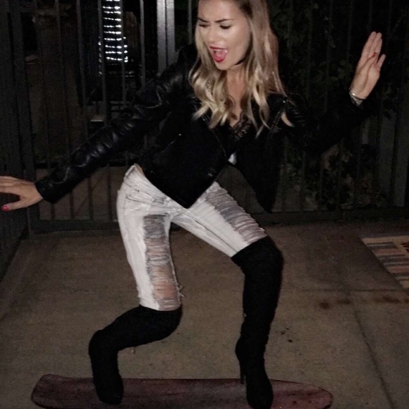 Shop with me 💗 - Picture 2 of 8